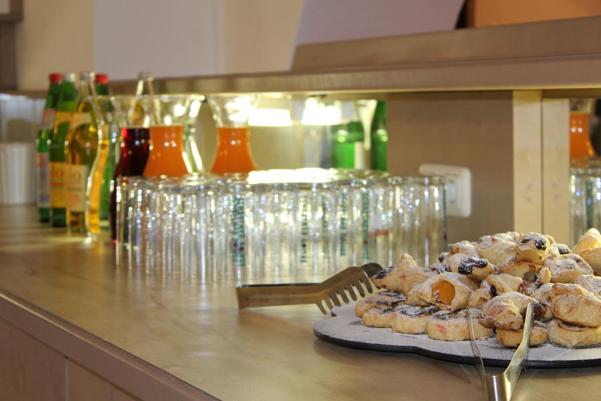 Hotel Lohninger-Schober แซงต์ท กิอร์เกน อิม อัทเทอร์เกา ภายนอก รูปภาพ