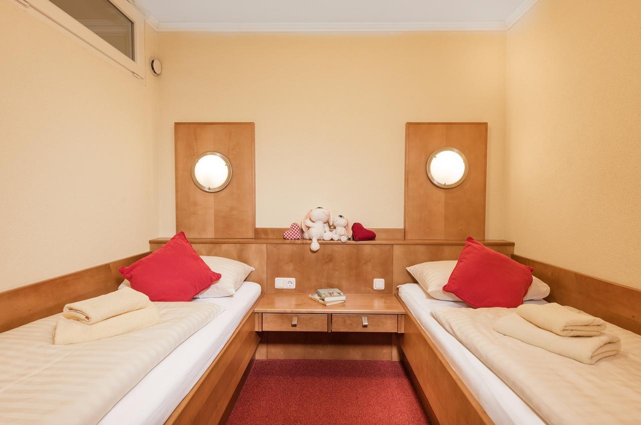 Hotel Lohninger-Schober แซงต์ท กิอร์เกน อิม อัทเทอร์เกา ภายนอก รูปภาพ
